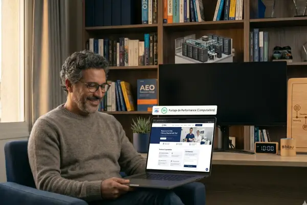Sitio web moderno y rápido mostrado en una notebook